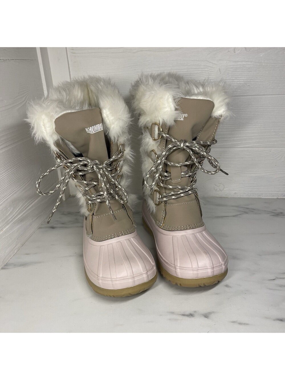 Khombu boots for a girl - youth size 3
